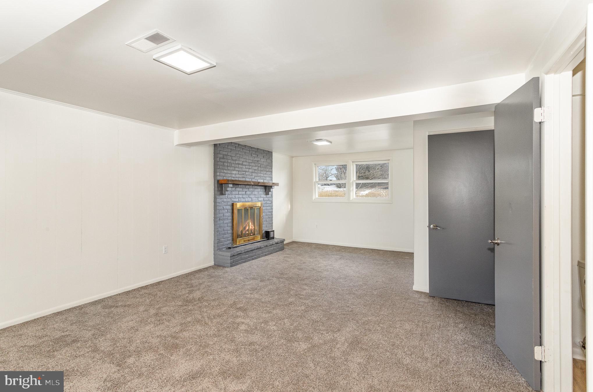 26 South Oak Street Lititz, PA 17543 - Photo 17 of 25 Gallery Image 17
