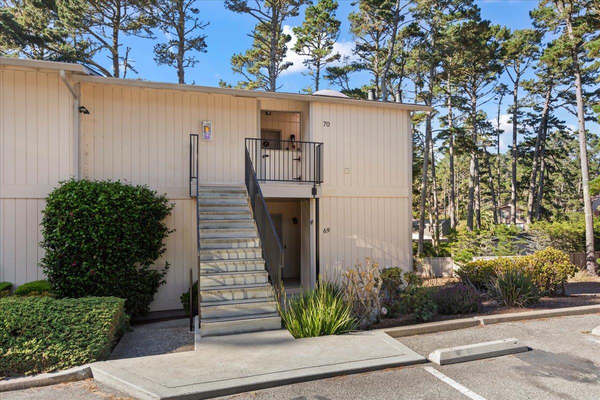 250 Forest Ridge Road, Unit 70 Monterey, CA 93940 - Photo 25 of 28 Gallery Image 25
