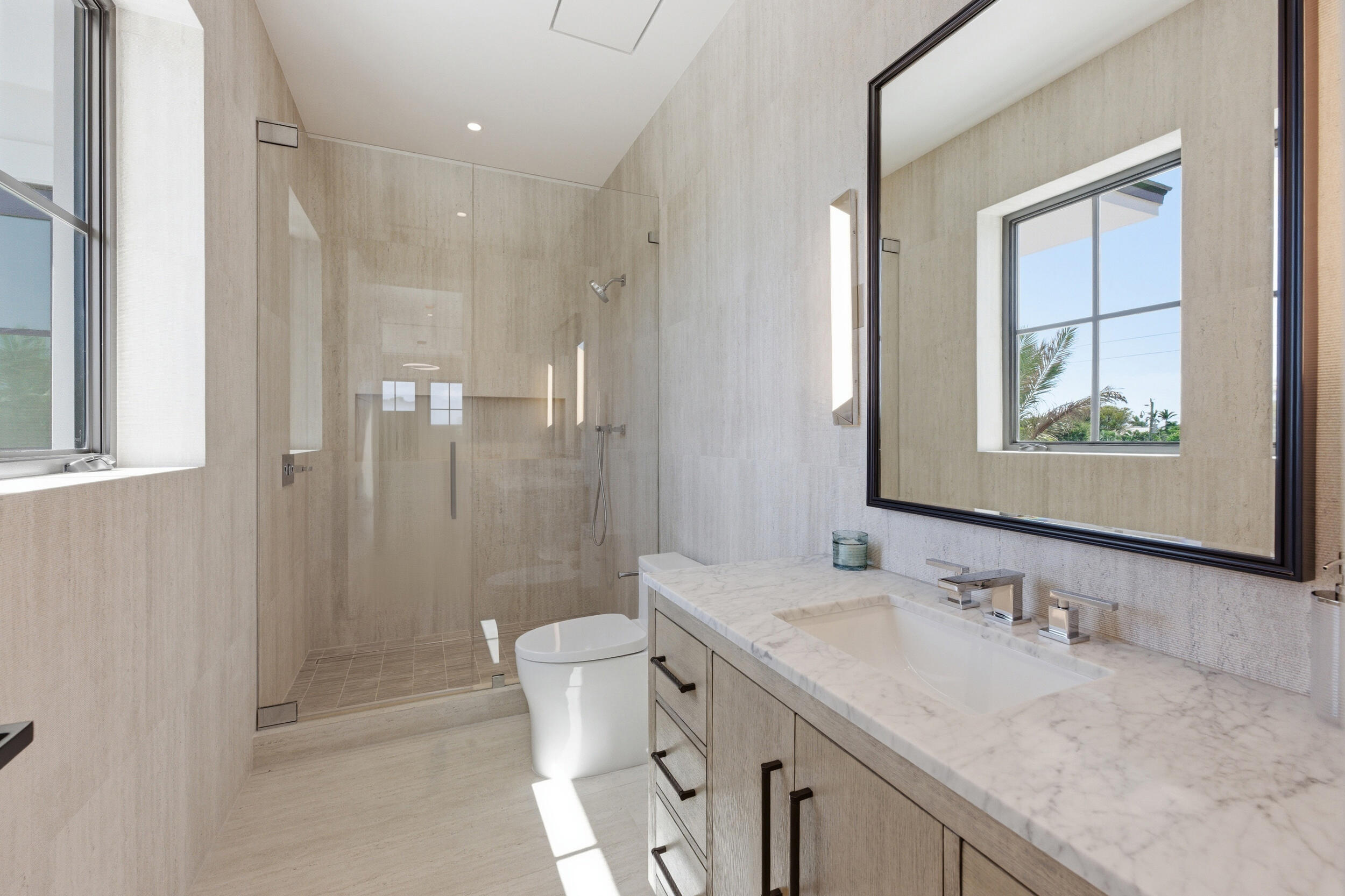 210 Cortez Road West Palm Beach, FL 33405 - Photo 20 of 35 BATHROOM #3