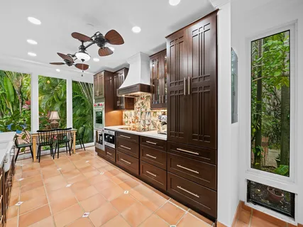 $2,295,000 | 347 Poinciana Drive, Fort Lauderdale, FL 33301