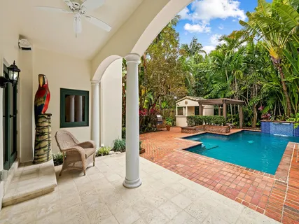 $2,295,000 | 347 Poinciana Drive, Fort Lauderdale, FL 33301