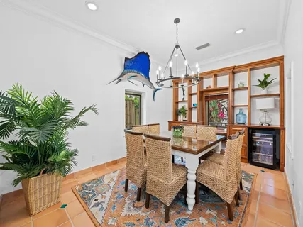 $2,295,000 | 347 Poinciana Drive, Fort Lauderdale, FL 33301