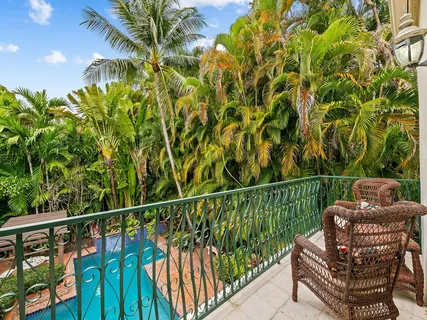 $2,295,000 | 347 Poinciana Drive, Fort Lauderdale, FL 33301
