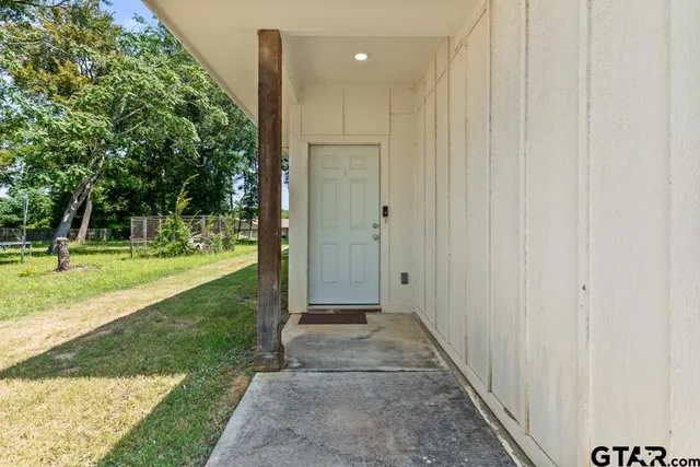 $227,000 | 1919 West Jackson Street, Tyler, TX 75701