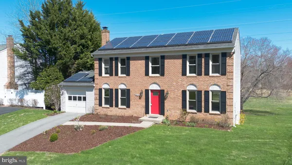 $689,000 | 18117 Ivy Lane, Olney, MD 20832