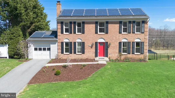 $689,000 | 18117 Ivy Lane, Olney, MD 20832