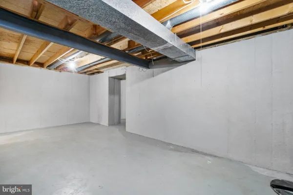 $689,000 | 18117 Ivy Lane, Olney, MD 20832