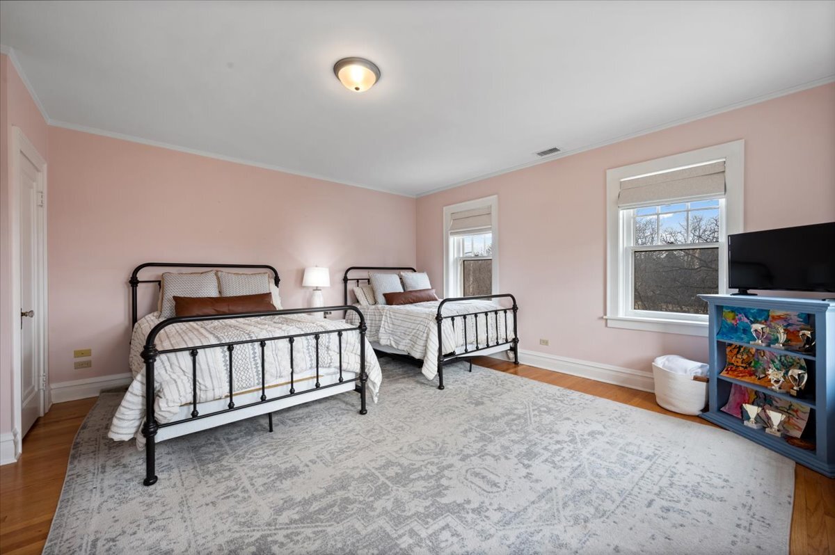 956 Drake Road Glenview, IL 60025 - Photo 22 of 45