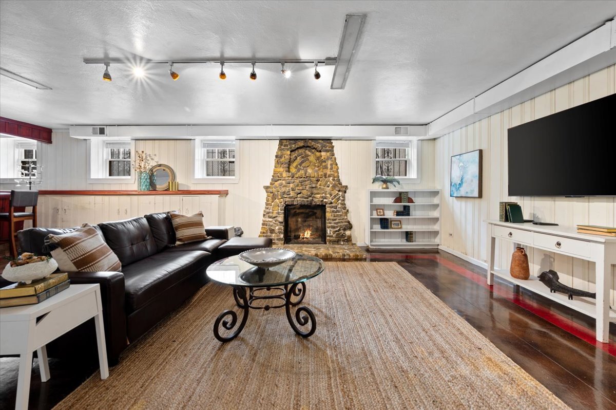 956 Drake Road Glenview, IL 60025 - Photo 28 of 45