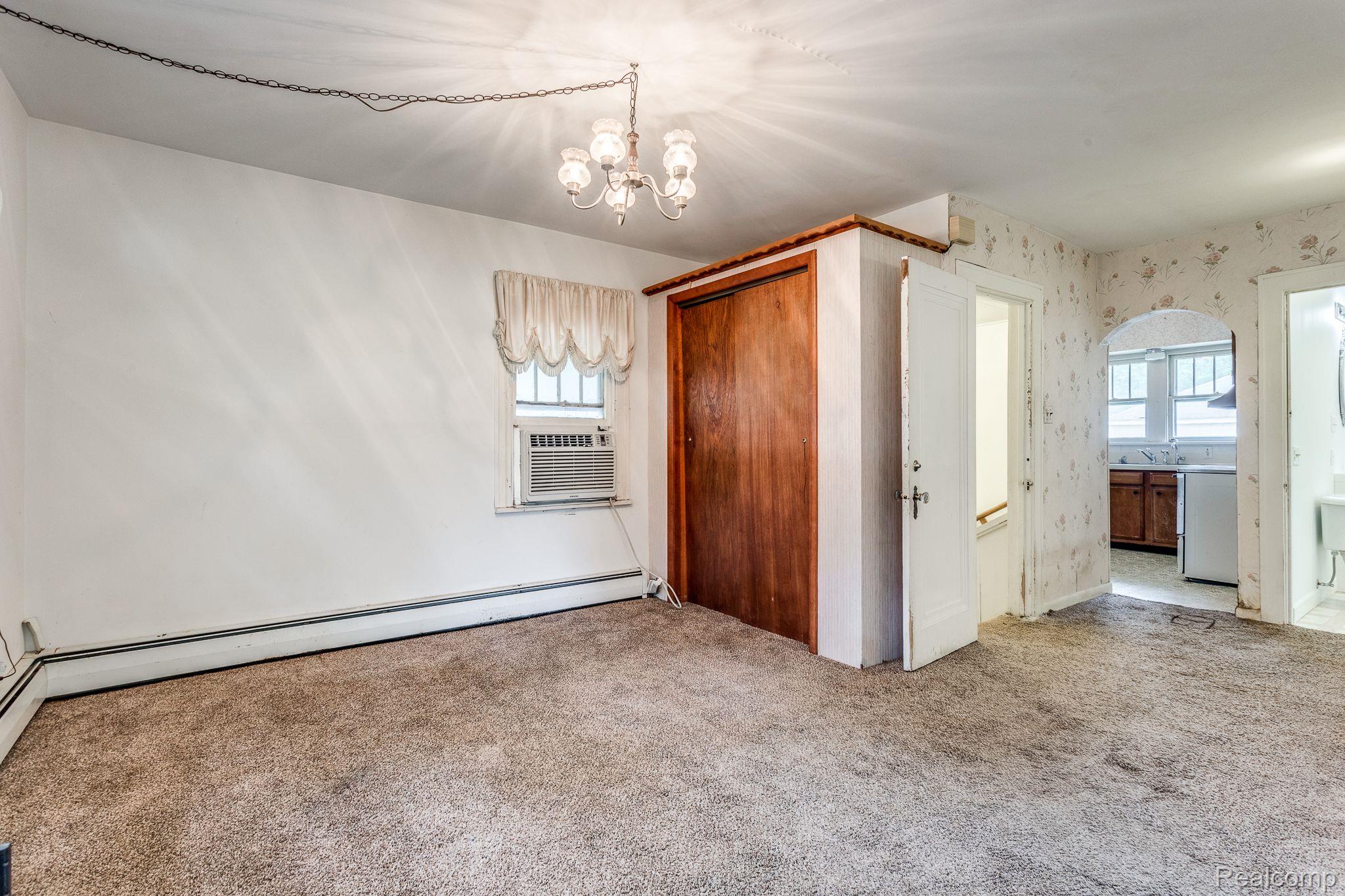 3172 South Center Road Burton, MI 48519 - Photo 18 of 54 Gallery Image 18