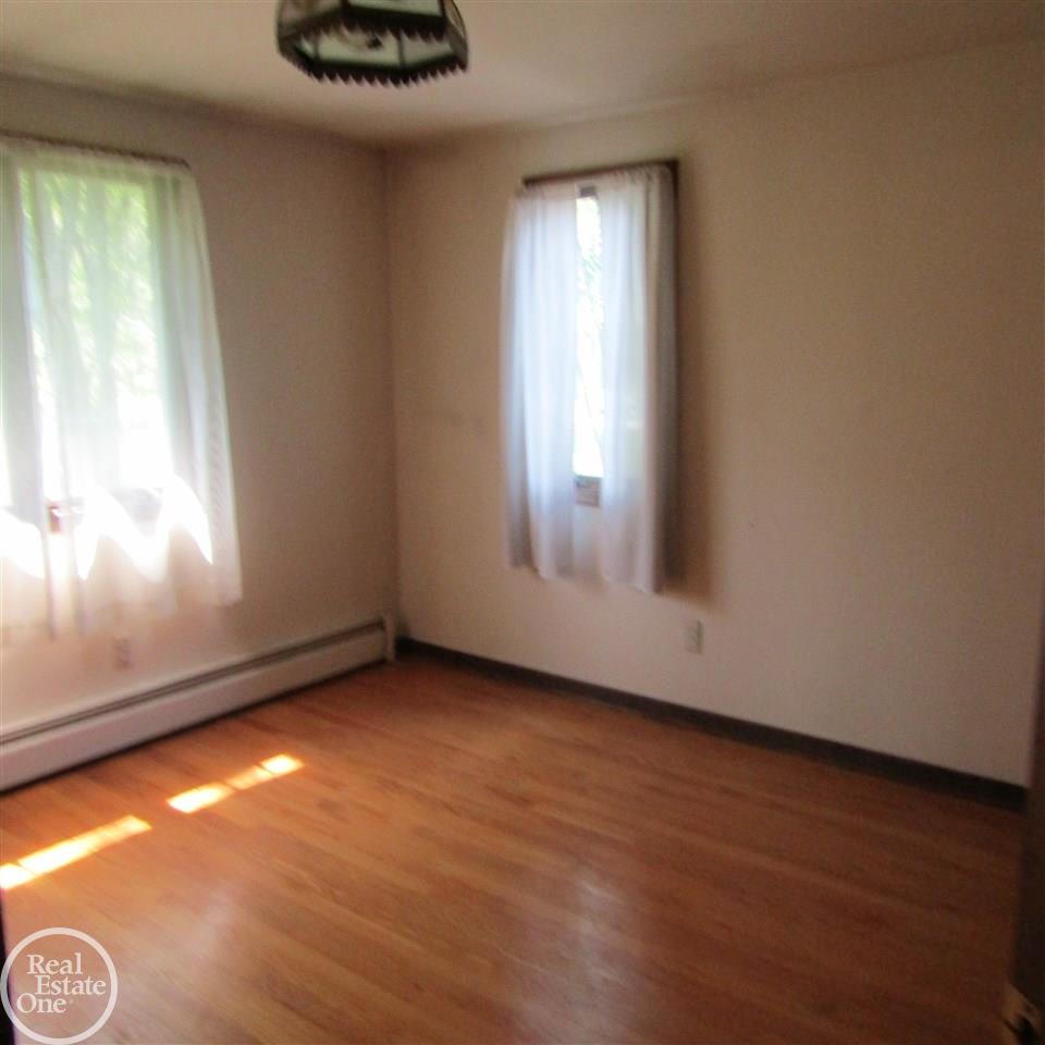 48978 Callens Road Chesterfield, MI 48047 - Photo 34 of 47