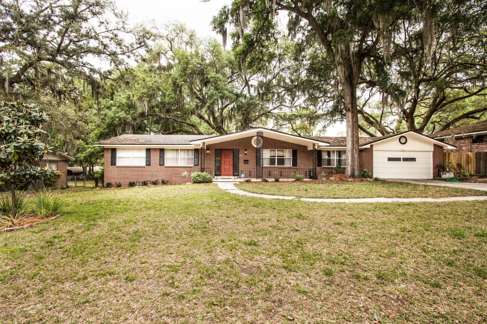 5345 Sanders Road Jacksonville, FL 32277 - Photo 9 of 33 Front View 2