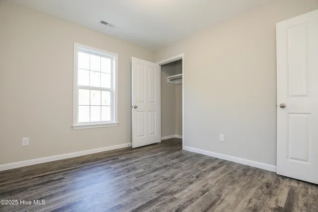 $262,000 | 126 Buckskin Drive, Pollocksville, NC 28573