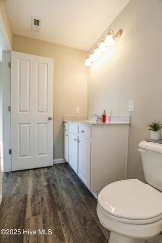 $262,000 | 126 Buckskin Drive, Pollocksville, NC 28573