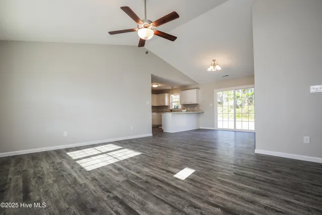 $262,000 | 126 Buckskin Drive, Pollocksville, NC 28573