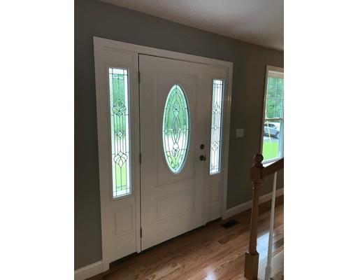 94 Parker Road Dracut, MA 01826 - Photo 4 of 10 Gallery Image 4