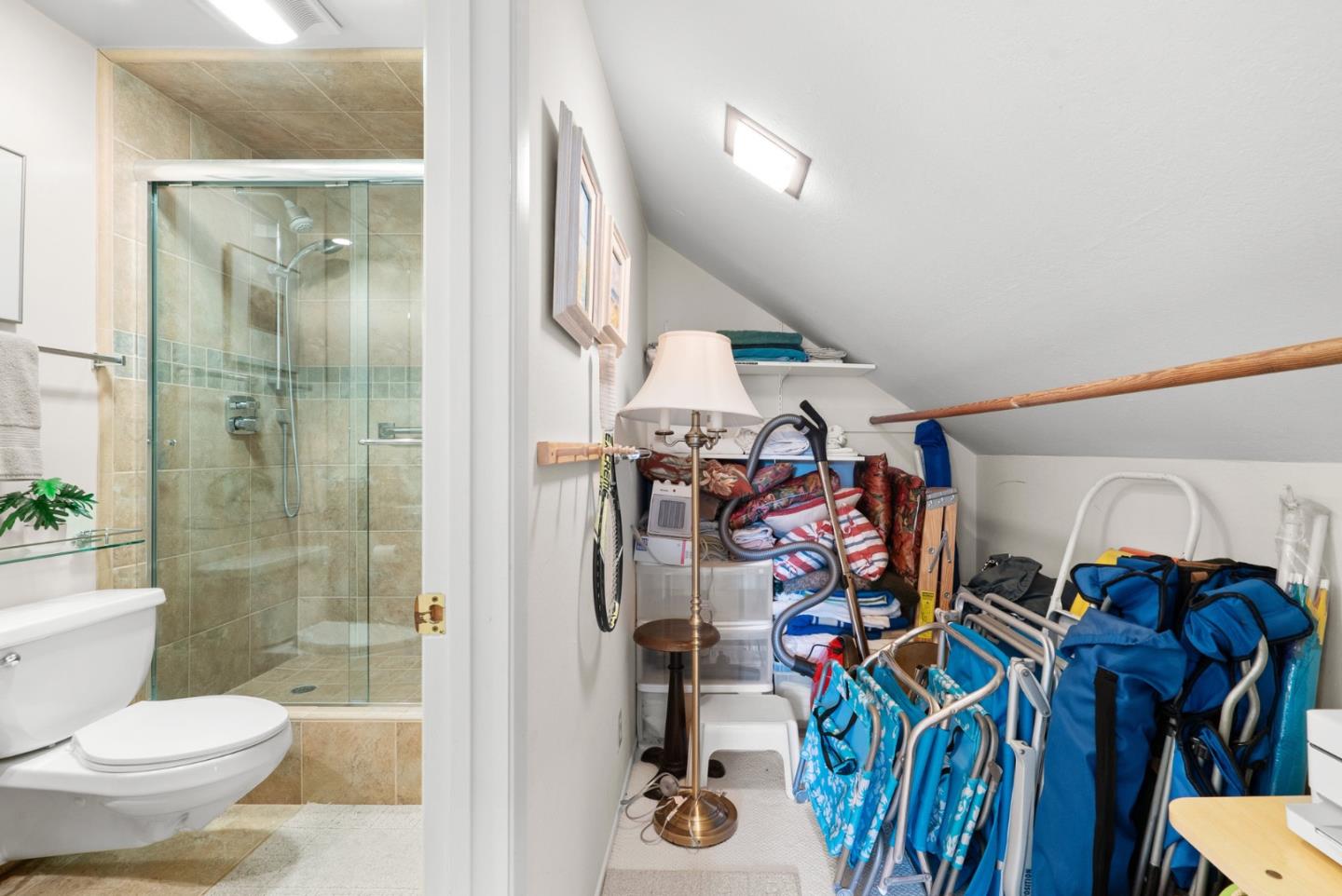 101 Shell Road, Unit 127 Watsonville, CA 95076 - Photo 47 of 54 a bathroom with stainless steel appliances a sink and a shower
