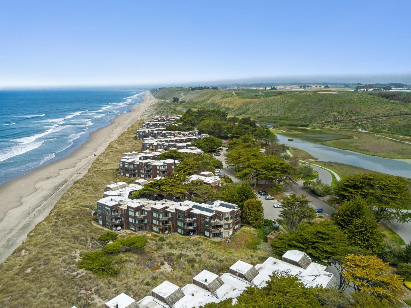 101 Shell Road, Unit 127 Watsonville, CA 95076 - Photo 52 of 54 a view of lake view and mountain