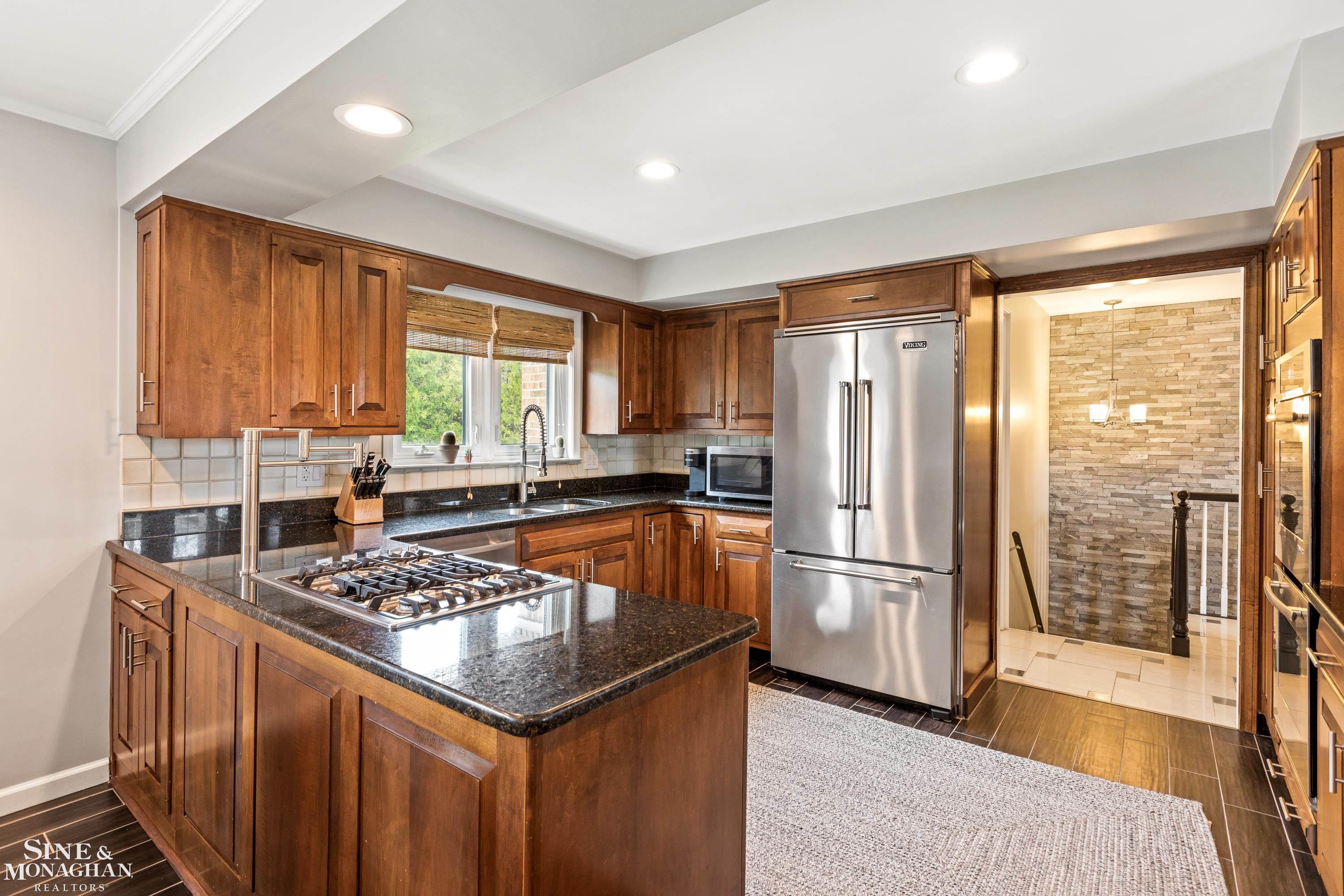 757 Ballantyne Road Grosse Pointe Shores, MI 48236 - Photo 10 of 54