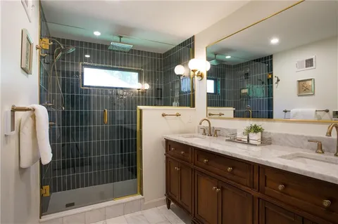 $775,000 | 4801 West 66th Street, Prairie Village, KS 66208