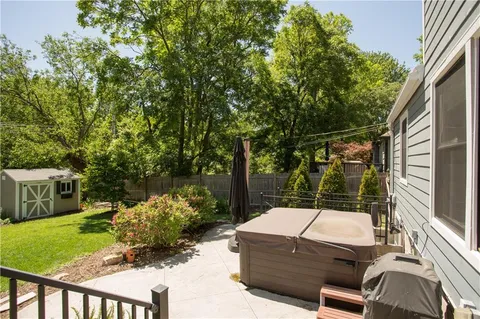 $775,000 | 4801 West 66th Street, Prairie Village, KS 66208