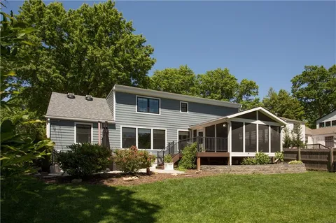 $775,000 | 4801 West 66th Street, Prairie Village, KS 66208