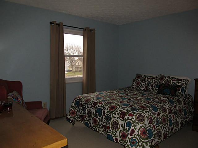 217 Rugby Court Columbus, OH 43230 - Photo 18 of 23
