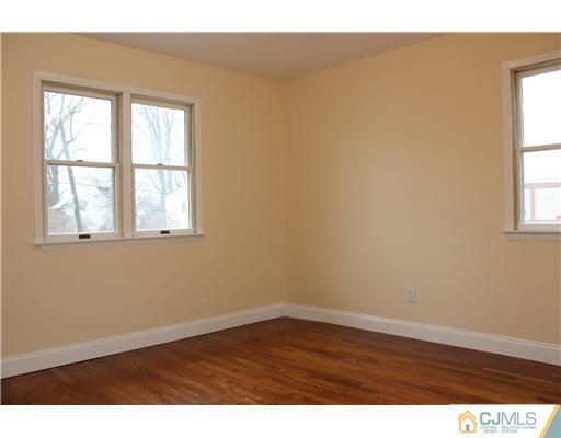 2 Wynn Road Edison, NJ 08817 - Photo 15 of 25 Gallery Image 15