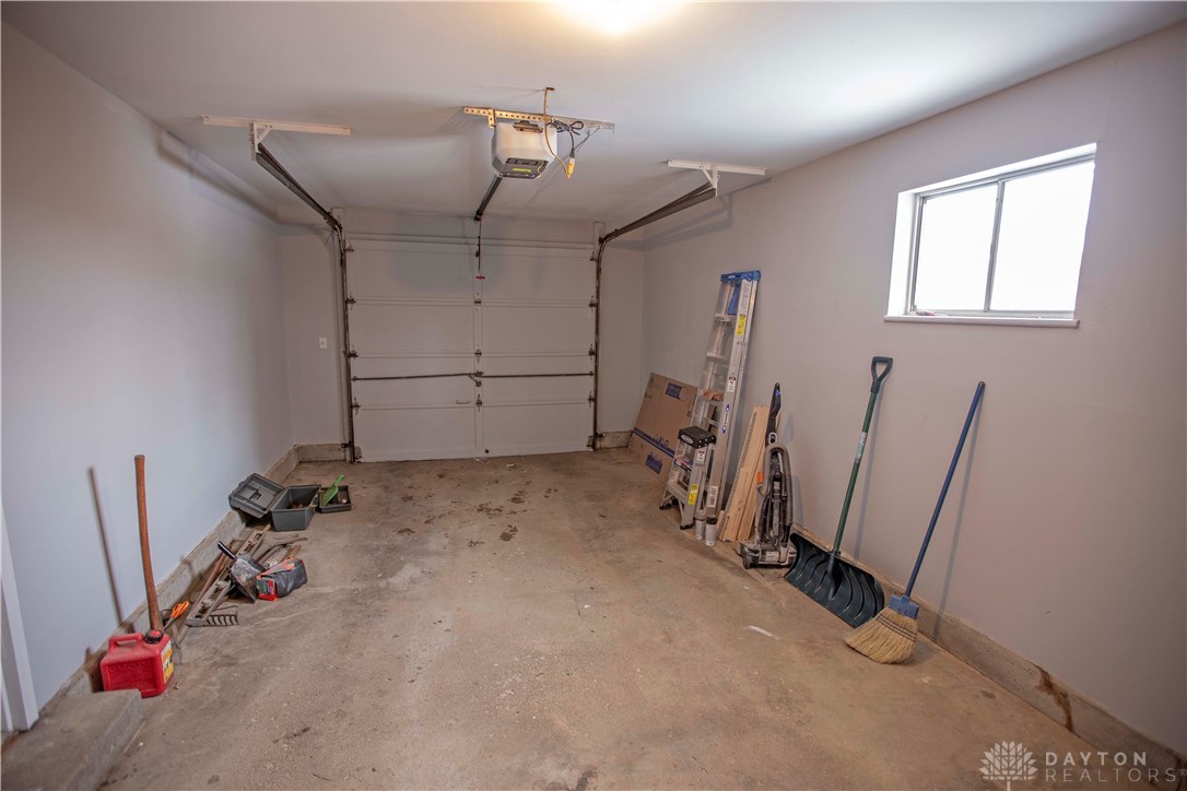 1900 West Stroop Road Dayton, OH 45439 - Photo 8 of 37 Garage access between family/dining area