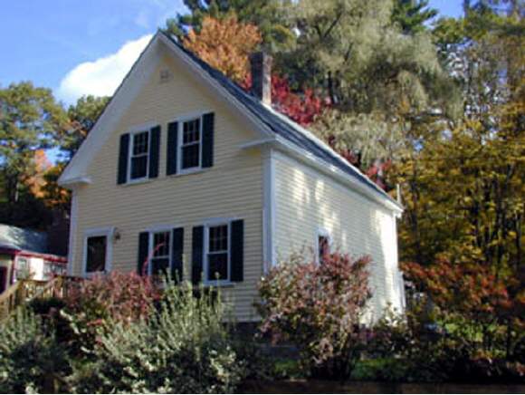 9 Starrett Road Bennington, NH 03442 - Photo 1 of 5