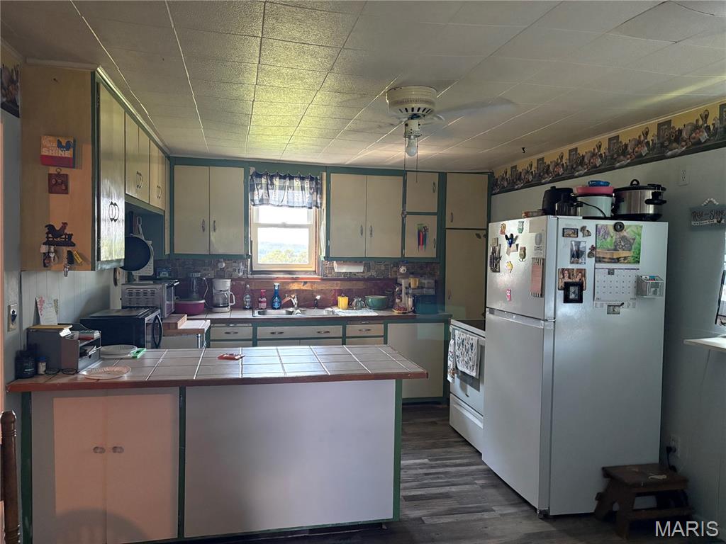 3749 Lahmeyer Road Bland, MO 65014 - Photo 9 of 38
