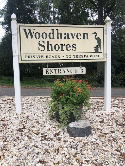 6612 Davis Road Quinton, VA 23141 - Photo 34 of 37 The 3rd entrance ito Woodhaven Shores