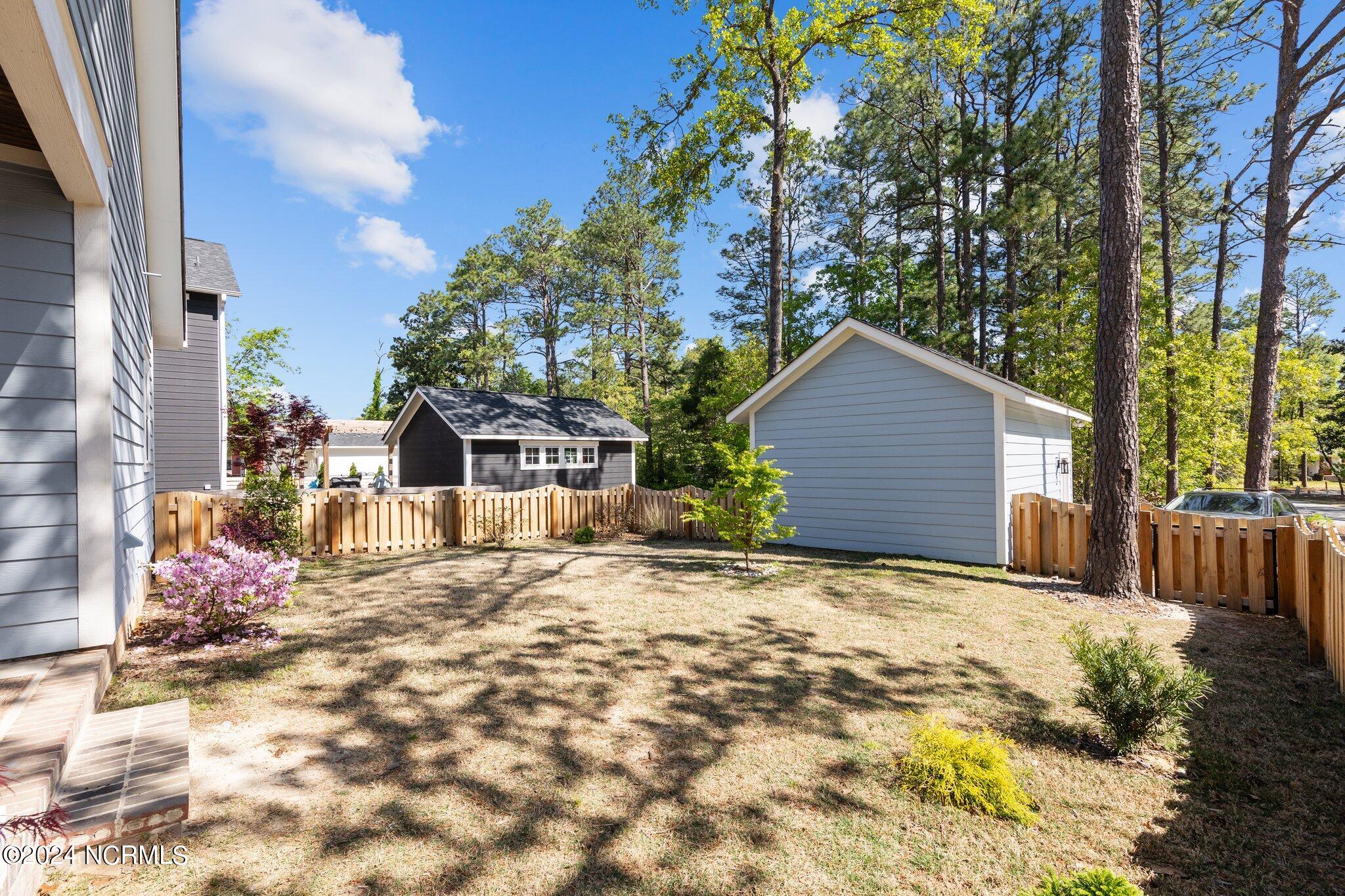 271 Springwood Way Southern Pines, NC 28387 - Photo 12 of 46 44-web-or-mls-707A3658