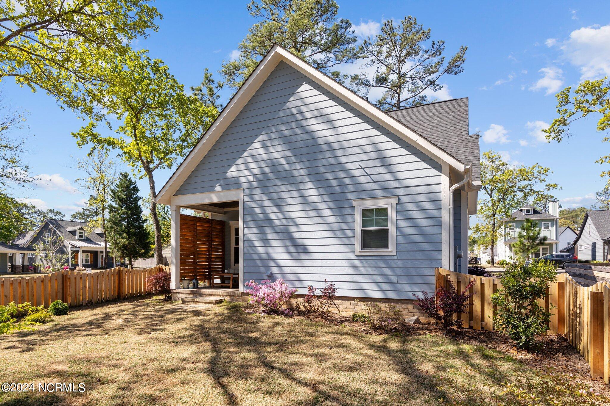 271 Springwood Way Southern Pines, NC 28387 - Photo 10 of 46 43-web-or-mls-707A3657