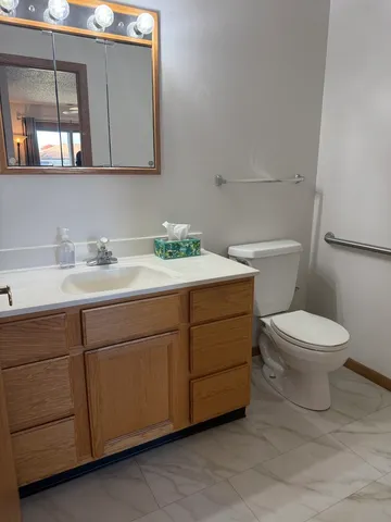 $159,900 | 807 Village, Unit A, Sterling, IL 61081