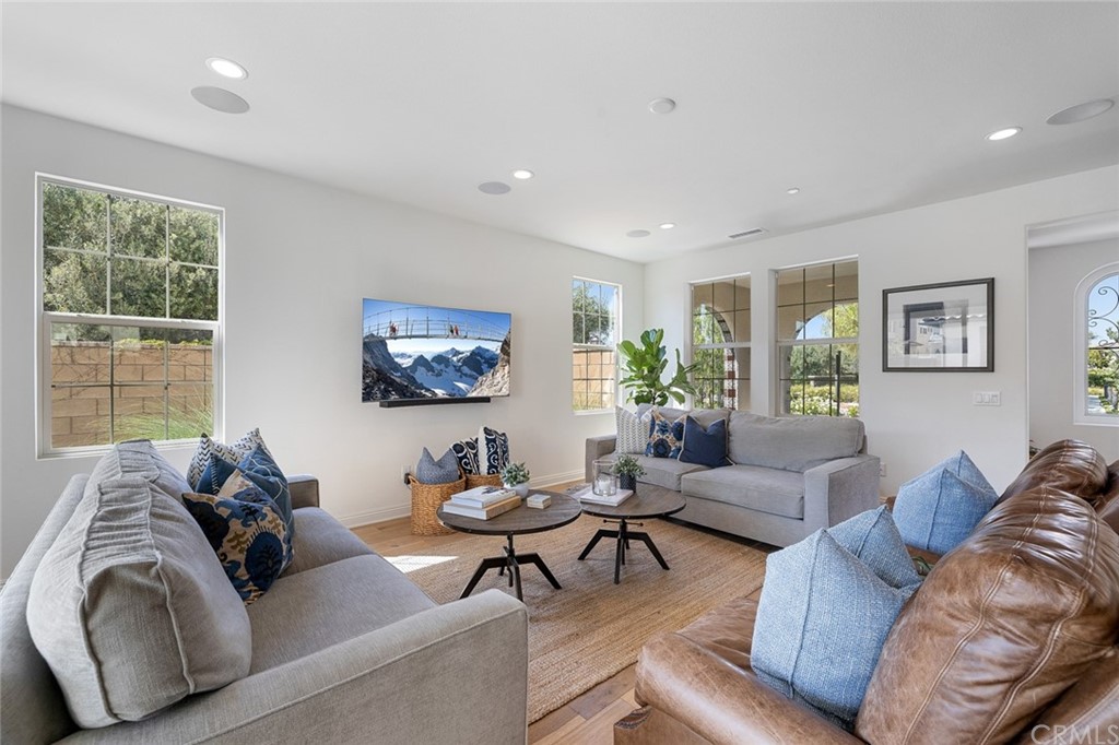 7 Victory Road Tustin, CA 92782 - Photo 12 of 74