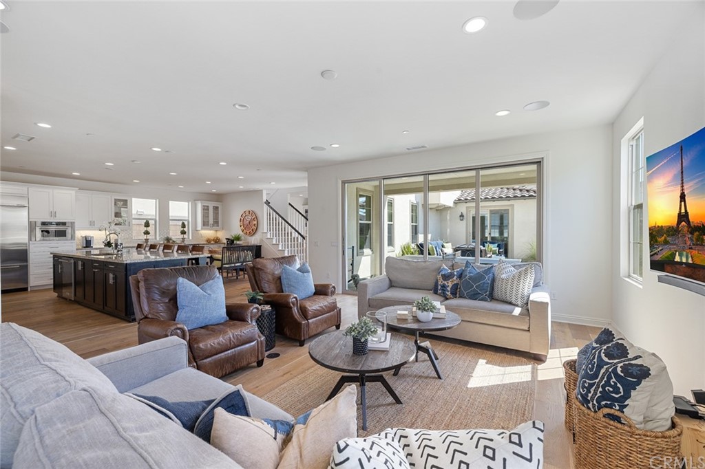 7 Victory Road Tustin, CA 92782 - Photo 13 of 74