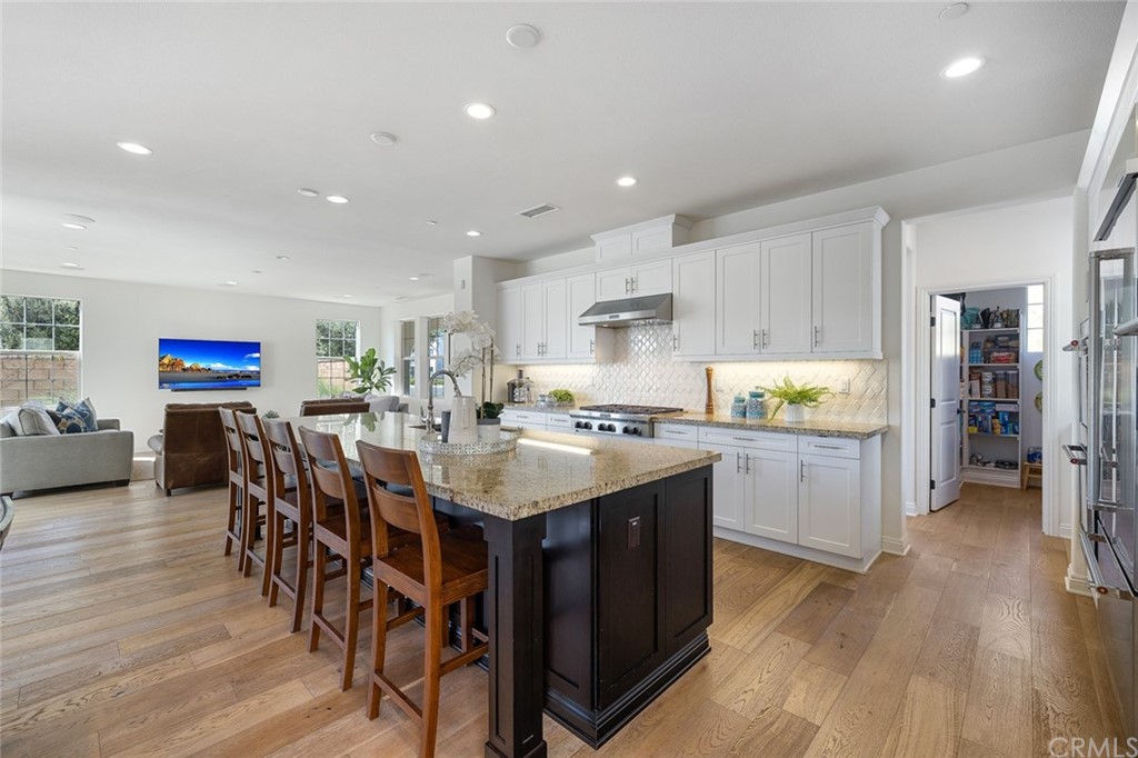 7 Victory Road Tustin, CA 92782 - Photo 16 of 74