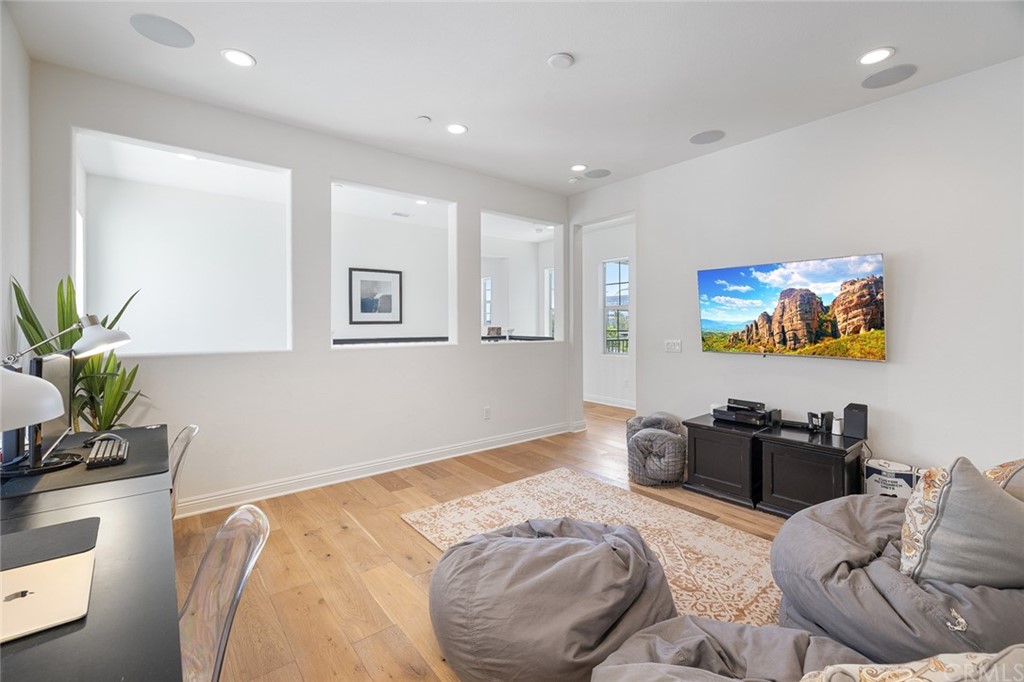 7 Victory Road Tustin, CA 92782 - Photo 26 of 74