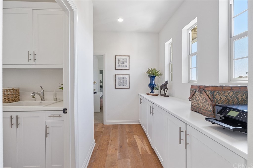 7 Victory Road Tustin, CA 92782 - Photo 28 of 74