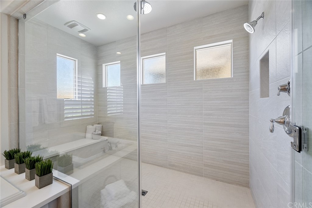 7 Victory Road Tustin, CA 92782 - Photo 40 of 74