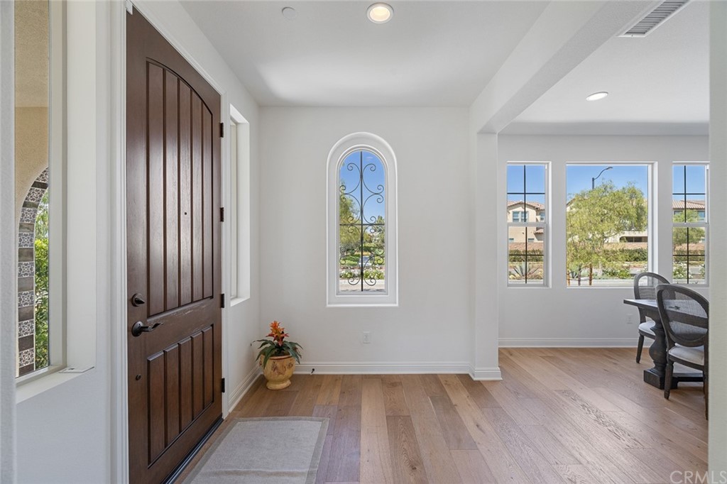 7 Victory Road Tustin, CA 92782 - Photo 6 of 74