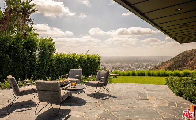 $4,999,999 | 2505 Carman Crest Drive, Los Angeles, CA 90068