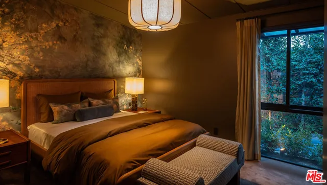 $4,999,999 | 2505 Carman Crest Drive, Los Angeles, CA 90068