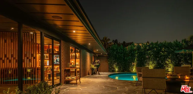 $4,999,999 | 2505 Carman Crest Drive, Los Angeles, CA 90068