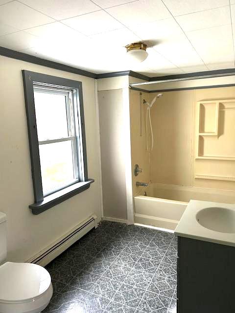 13620 Pryor Road Thurmont, MD 21788 - Photo 13 of 14 Full bath