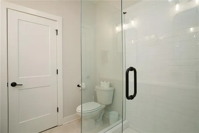 $3,695 | 154 Chestnut Circle, Unit 80, Atlanta, GA 30342