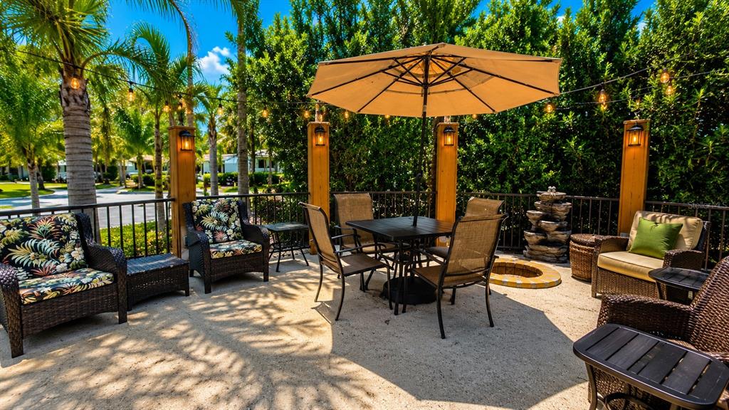 219 East Appaloosa Trail River Ranch, FL 33867 - Photo 3 of 20