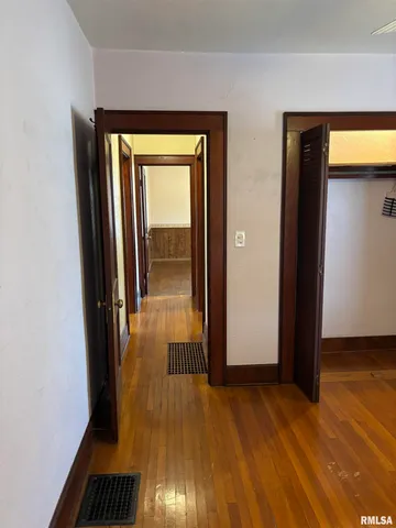 $129,900 | 1610 South East Street, Jacksonville, IL 62650