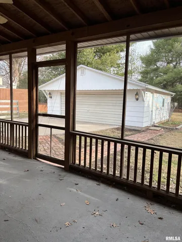 $129,900 | 1610 South East Street, Jacksonville, IL 62650